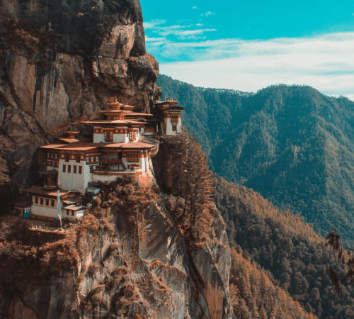 Enchanting Bhutan Sojourn – Land of Happiness & Himalayan Serenity